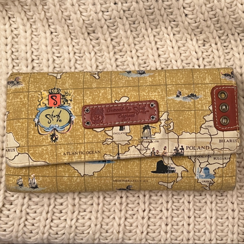 Sharif Trifold Wallet with Vintage world map print